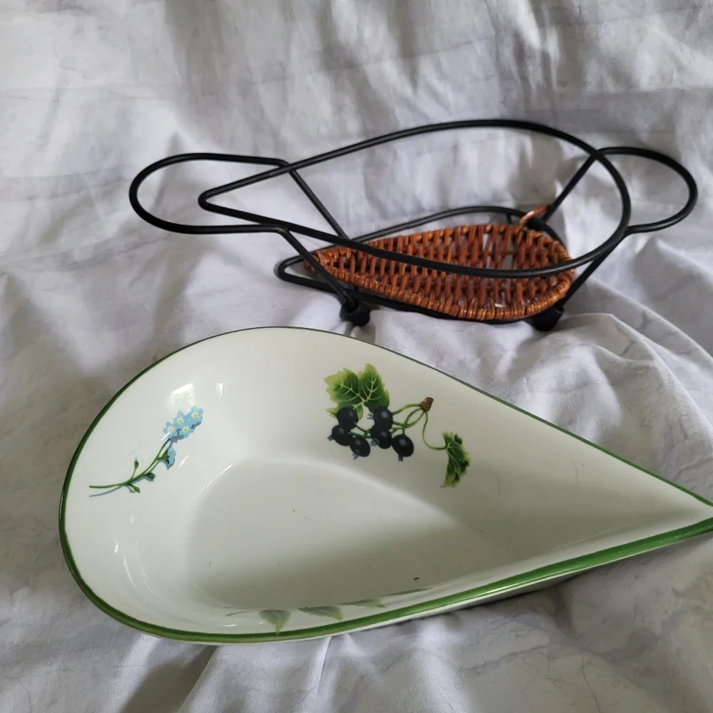 Temp-tations by tara teardrop dish W/Metal Stand small dish